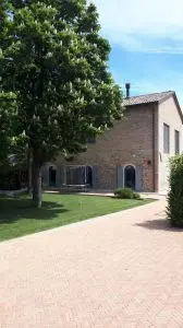 Rustico strada Langhirano 177, Parma