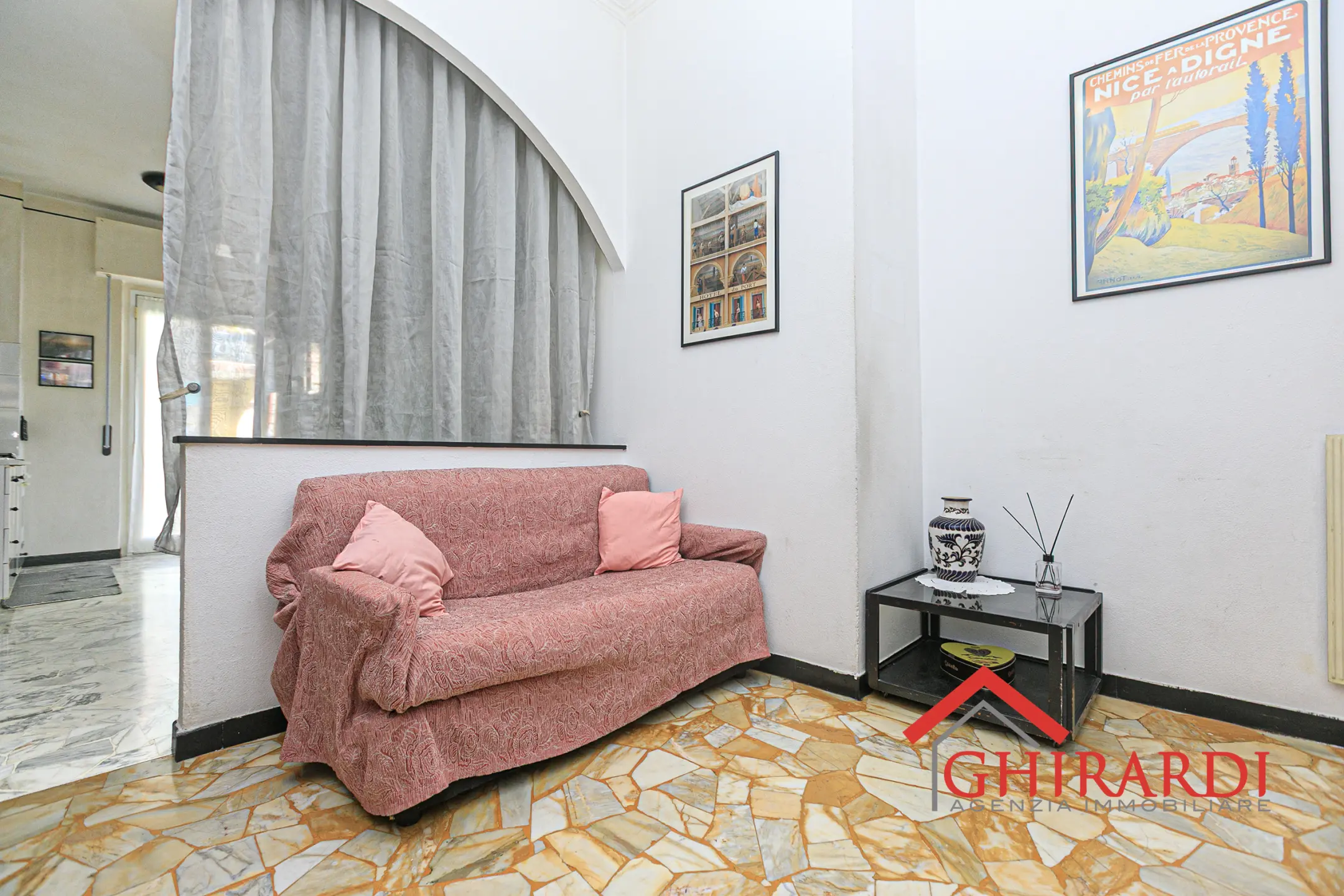 Immagine per Trilocale in affitto a Genova via Canesi 56