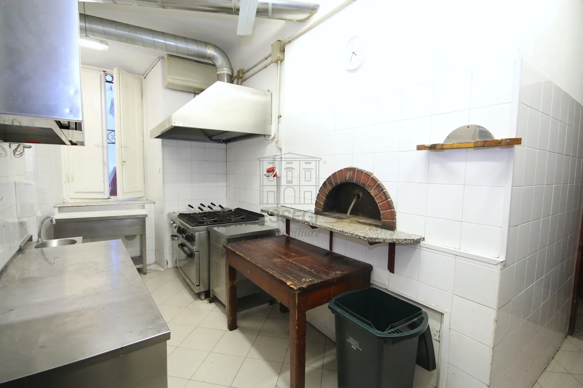 Immagine per Locale commerciale in affitto a Lucca piazza Napoleone