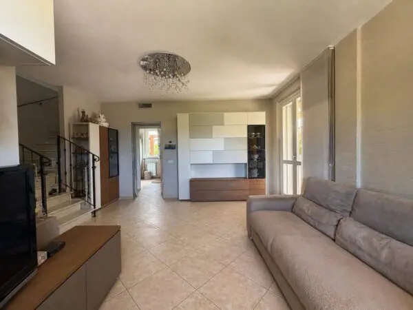 Terratetto via Della Pace 24, Castelnuovo Magra