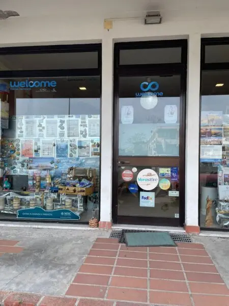 Locale Commerciale via Della Pace I, Castelnuovo Magra