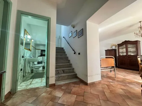 Villa via Isola, Luni