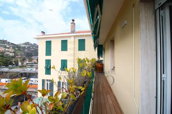Quadrilocale via Aprosio 2, Ventimiglia