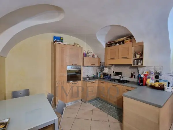 Quadrilocale via Delle Scuole 10, Ventimiglia