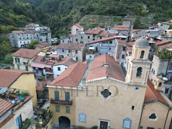 Quadrilocale via Delle Scuole 10, Ventimiglia