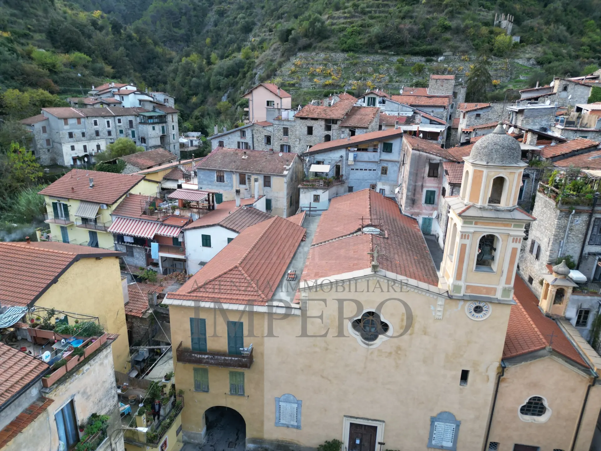 Immagine per Quadrilocale in vendita a Ventimiglia via Delle Scuole 10