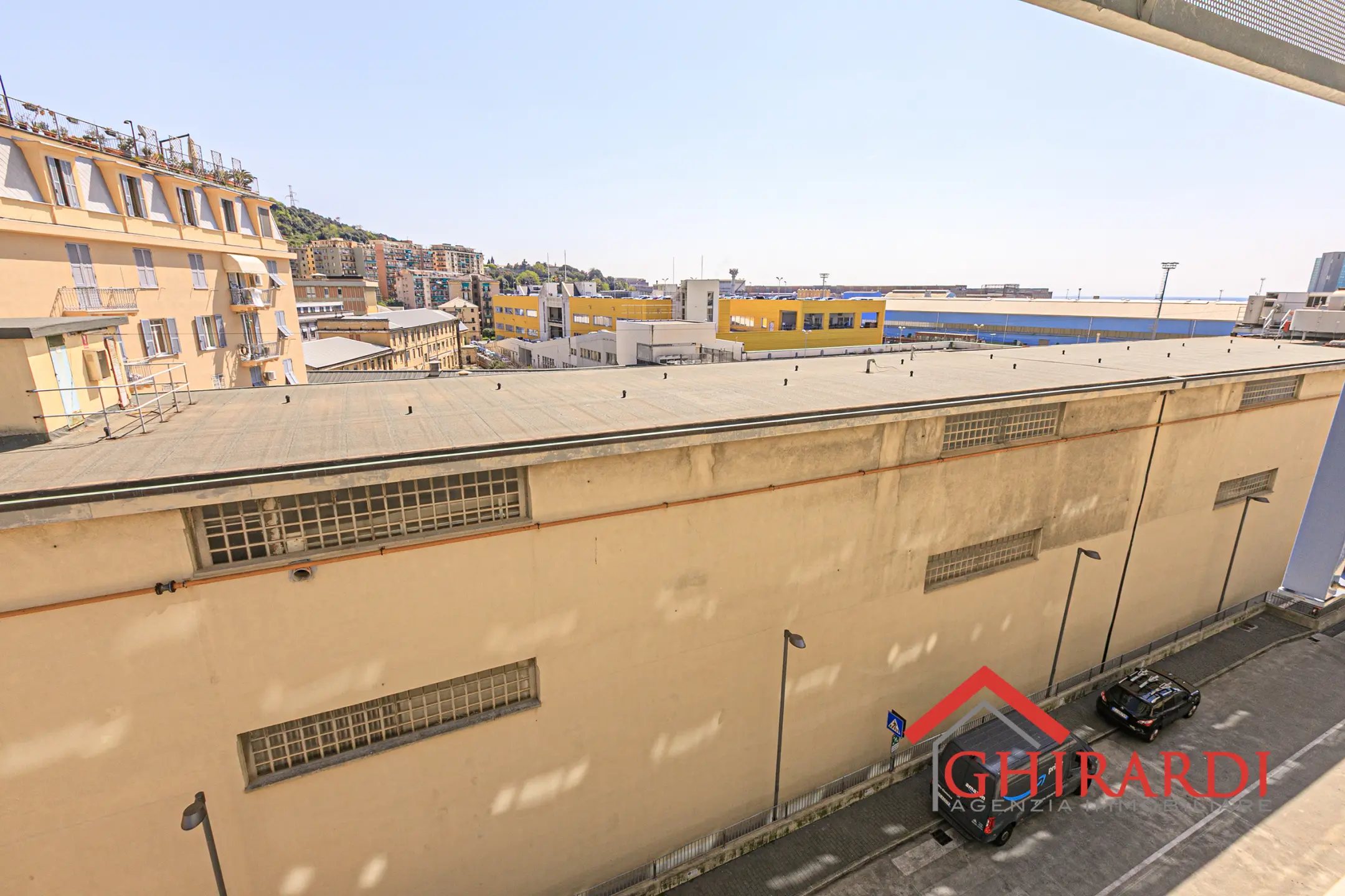Immagine per Area verde in vendita a Genova via Enrico Albareto