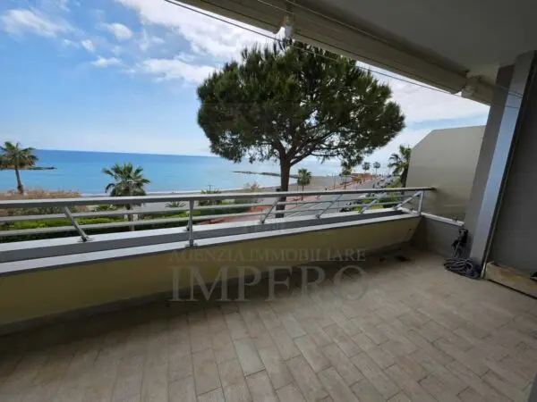 Appartamento via Lungomare Varaldo 67, Ventimiglia