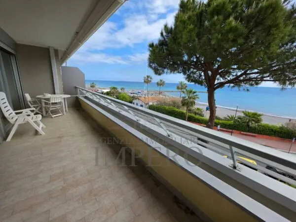 Appartamento via Lungomare Varaldo 67, Ventimiglia