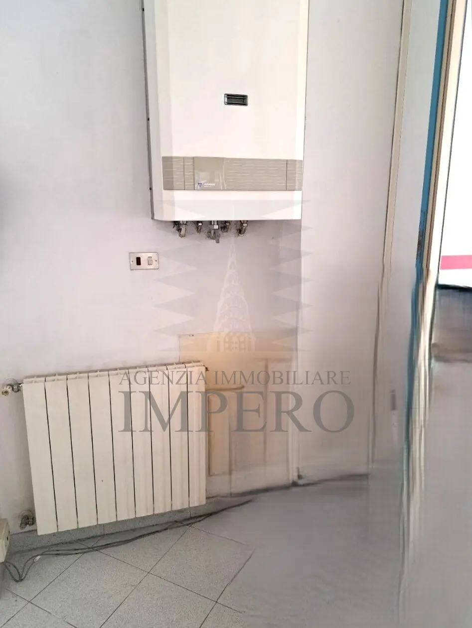 Immagine per Locale commerciale in affitto a riscatto a Vallecrosia via Colonnello Aprosio 105