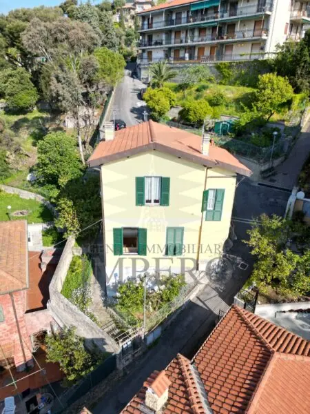 Porzione Di Casa via Poggio Ponente 5, Vallecrosia