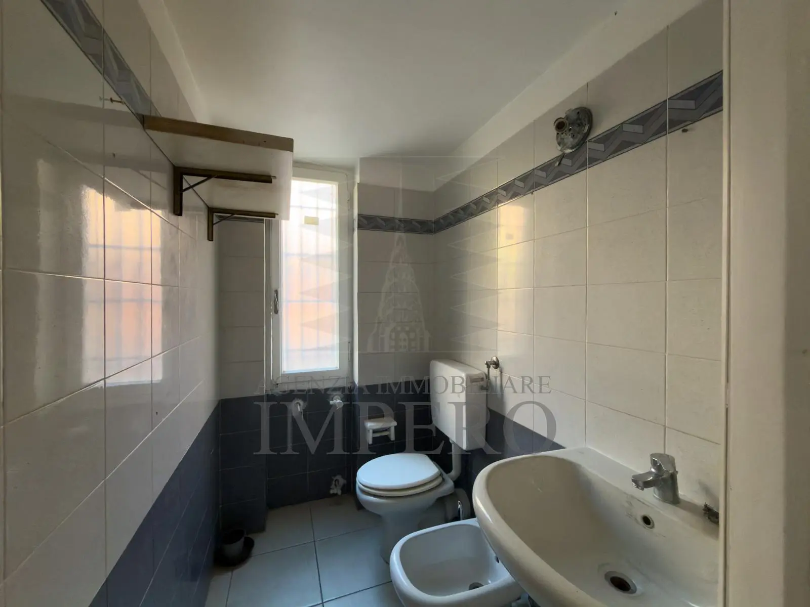 Immagine per Negozio in vendita a Ventimiglia via Sottoconvento 59