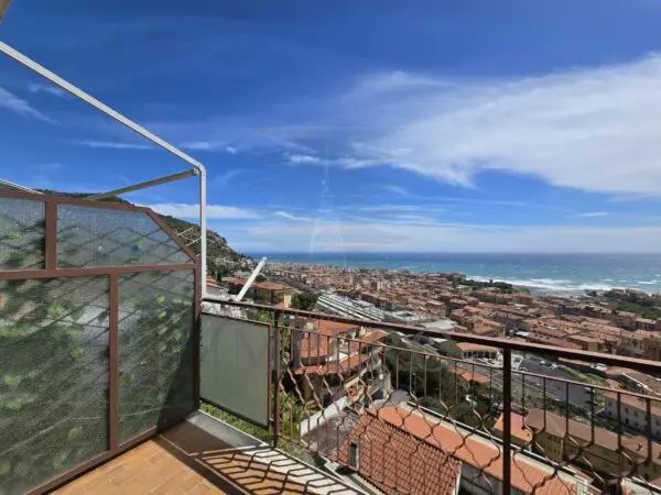 Bilocale via Bandette 25, Ventimiglia