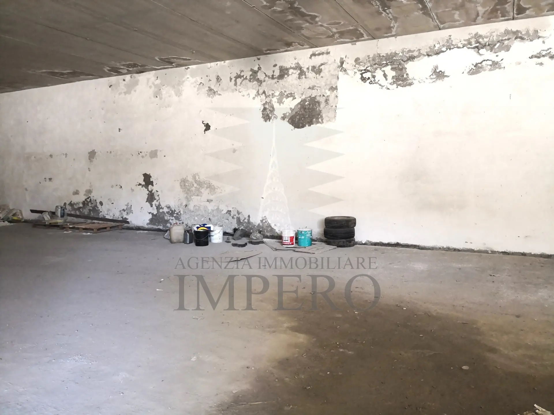 Immagine per Magazzino in vendita a Ventimiglia via Maneira SNC