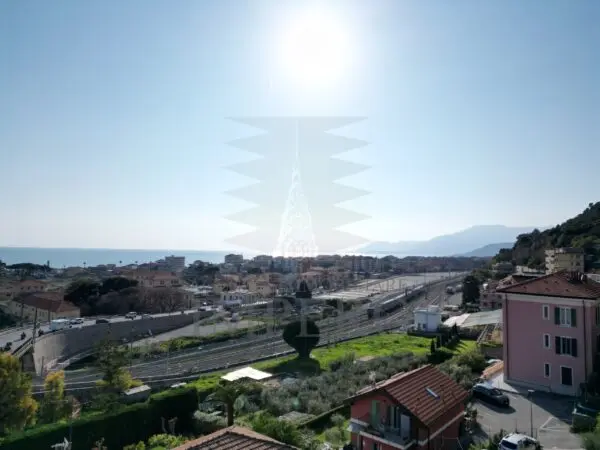 Bilocale via Collasgarba 17, Ventimiglia