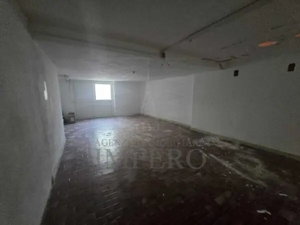 Immagine per Negozio in vendita a Ventimiglia via Papa Giovanni Xxiii 1