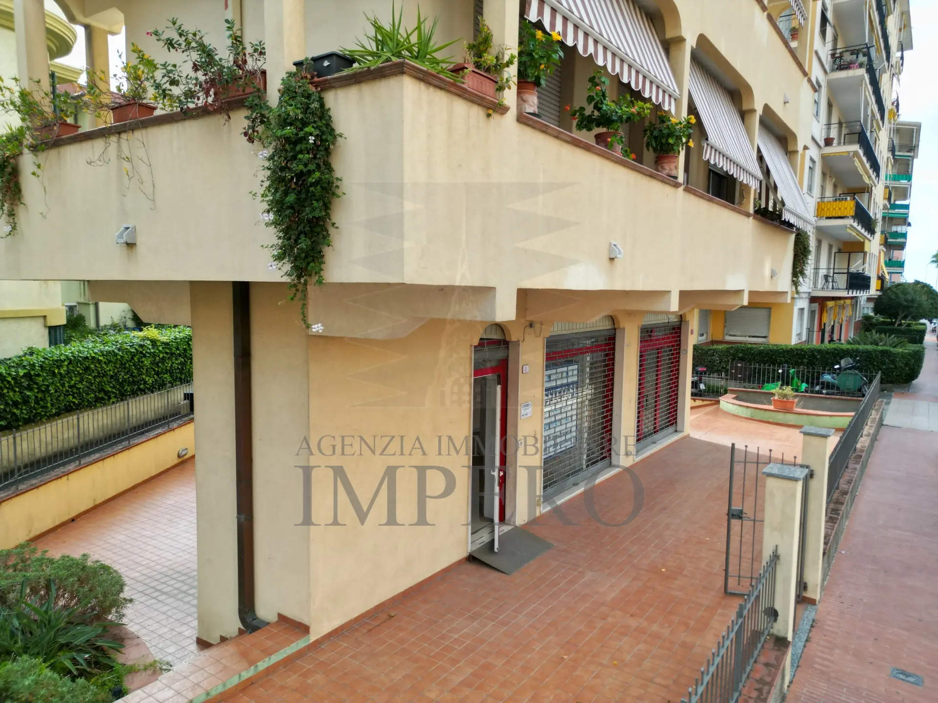 Immagine per Negozio in vendita a Ventimiglia via Papa Giovanni Xxiii 1