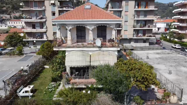 Villa via Nervia 46, Ventimiglia