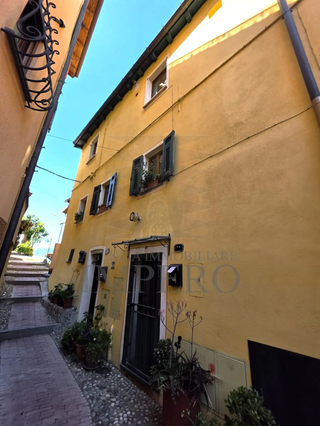 Immagine per Bilocale in vendita a Ventimiglia via Salita Alle Mura 30