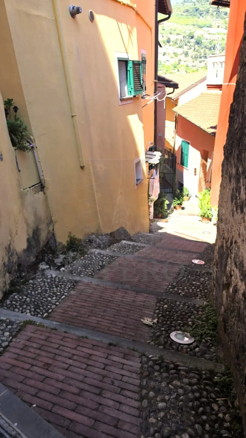 Immagine per Bilocale in vendita a Ventimiglia via Salita Alle Mura 30