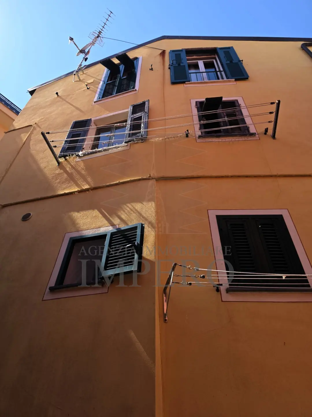 Immagine per Bilocale in vendita a Ventimiglia via Salita Alle Mura 30