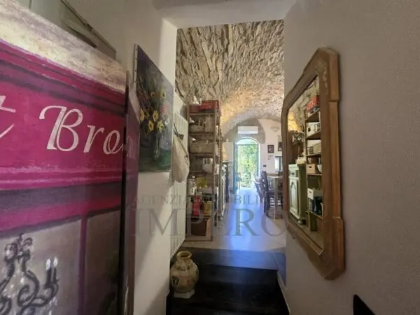 Porzione Di Casa via Felice Cascione 19, Ventimiglia