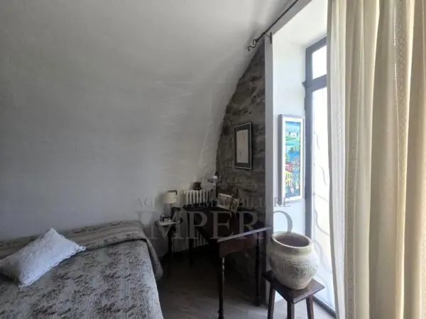 Porzione Di Casa via Felice Cascione 19, Ventimiglia