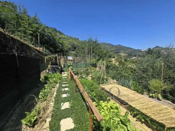 Porzione Di Casa via Felice Cascione 19, Ventimiglia