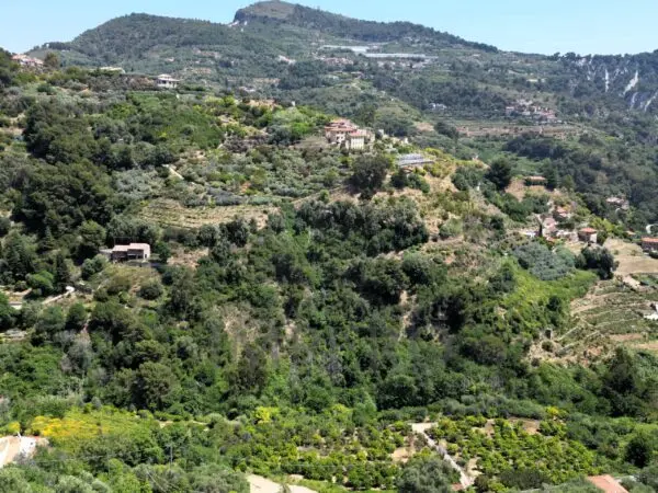 Porzione Di Casa via Felice Cascione 19, Ventimiglia
