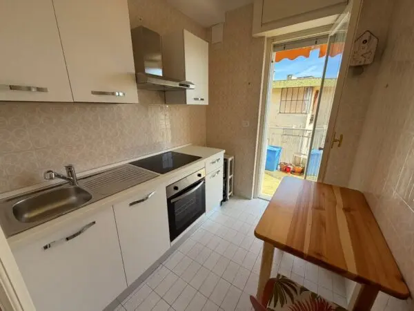 Bilocale via Lamarmora 186, Sanremo
