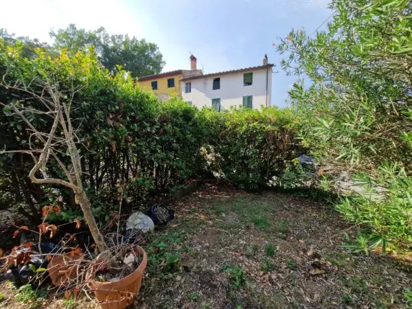 Terratetto via Della Billona 1961, Monte San Quirico, Lucca