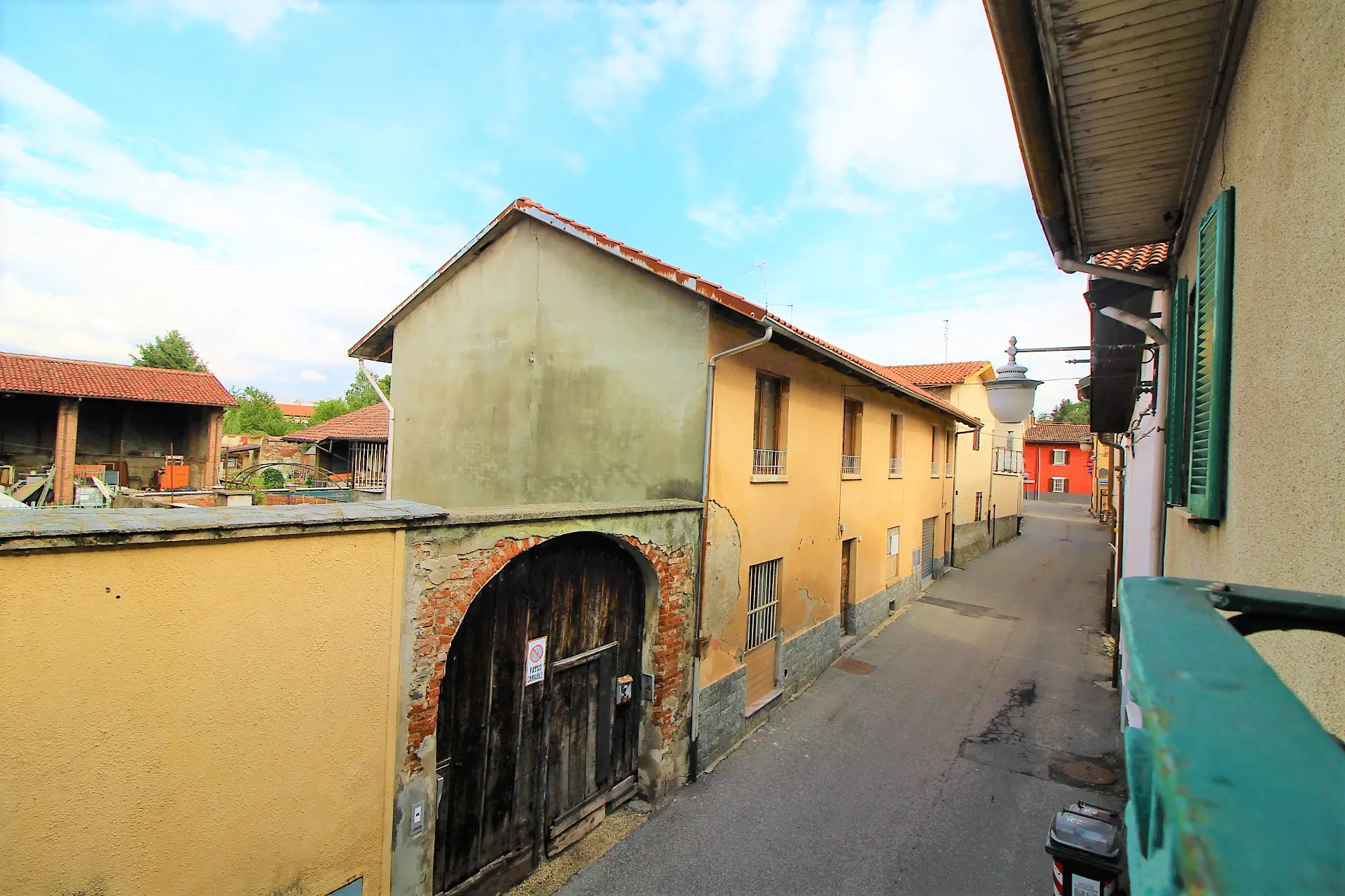 Immagine per ALPIGNANO CENTRO – Ultimo Piano con Ampio Terrazzo e Zero Spese Condominiali