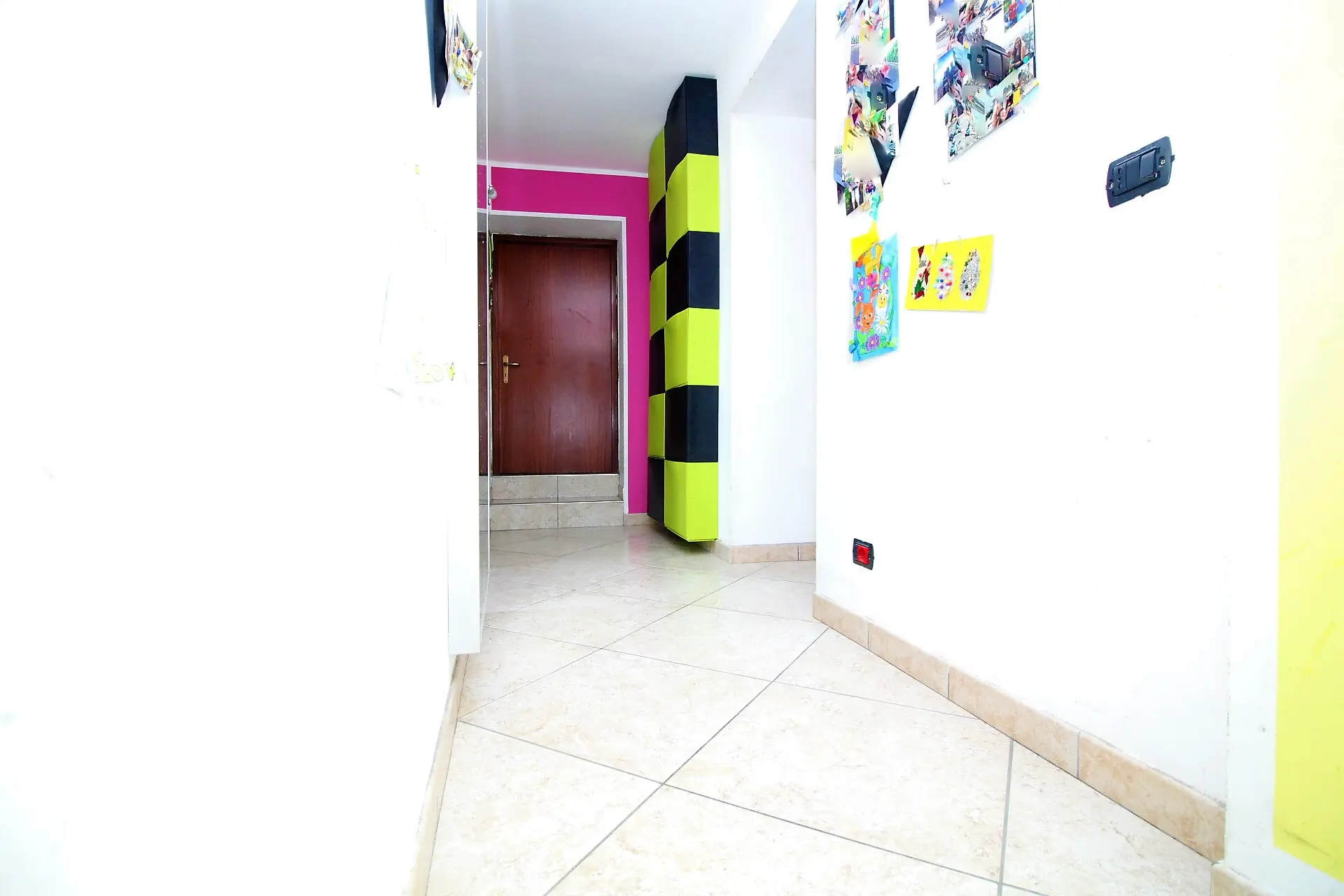 Immagine per ALPIGNANO CENTRO – Ultimo Piano con Ampio Terrazzo e Zero Spese Condominiali