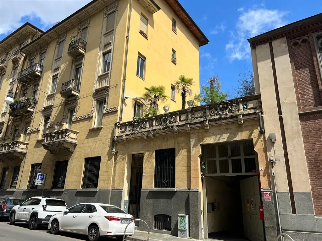 Immagine per Box in affitto a Torino Via San Pio V