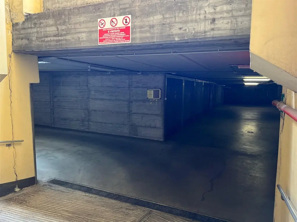 Immagine per Box in affitto a Torino Via San Pio V