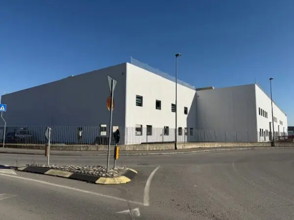 Capannone Industriale via Lombardia 2, Carobbio Degli Angeli