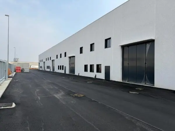 Capannone Industriale via Lombardia 2, Carobbio Degli Angeli