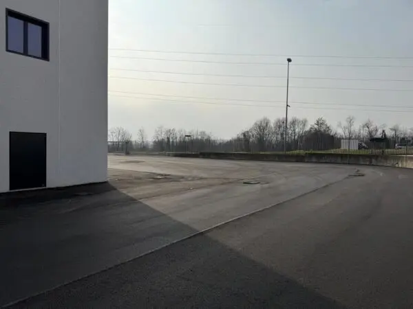 Capannone Industriale via Lombardia 2, Carobbio Degli Angeli