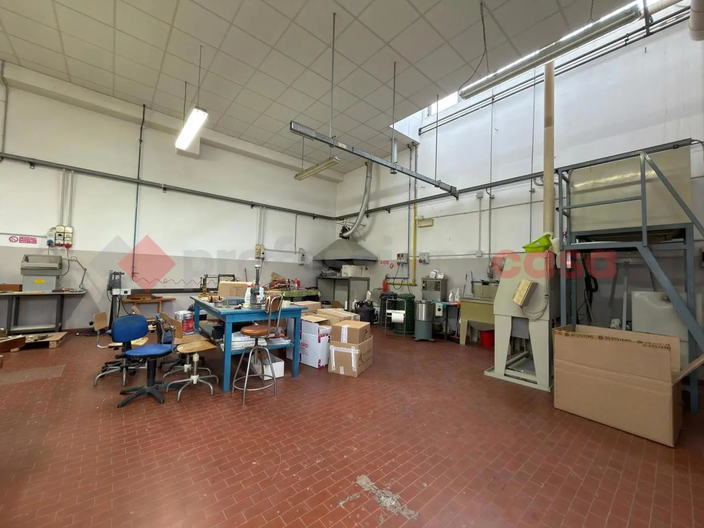 Immagine per Laboratorio in affitto a Arezzo