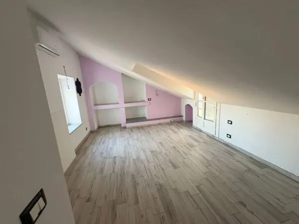 Appartamento via Druento, Pianezza