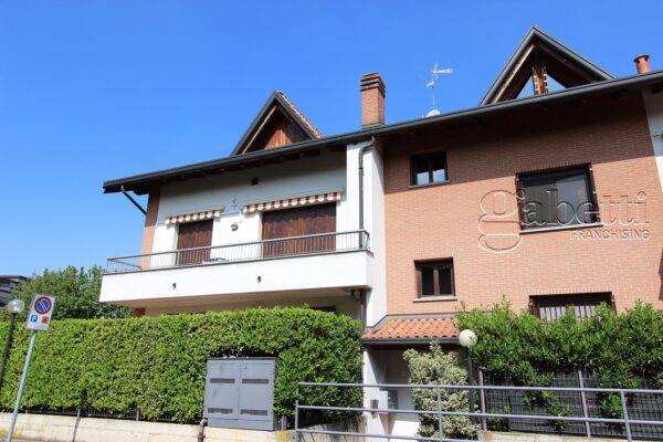 Appartamento via Della Novella, Nerviano