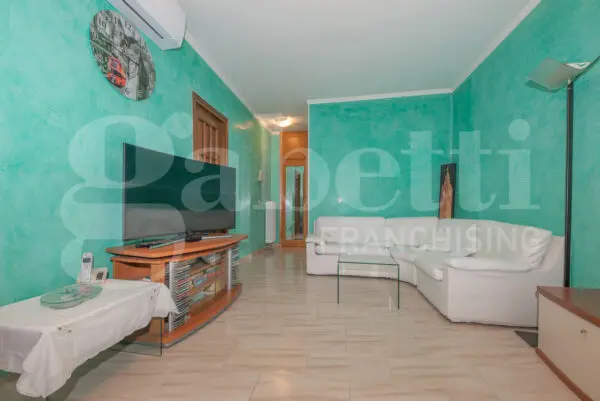 Appartamento via Tevere 27, Rivoli