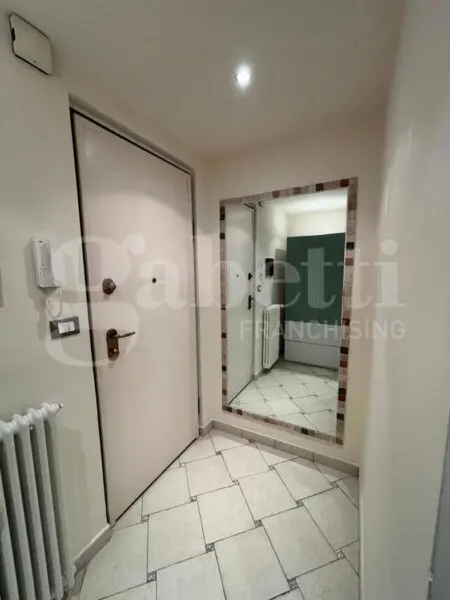 Appartamento via Pesaro 34, Torino