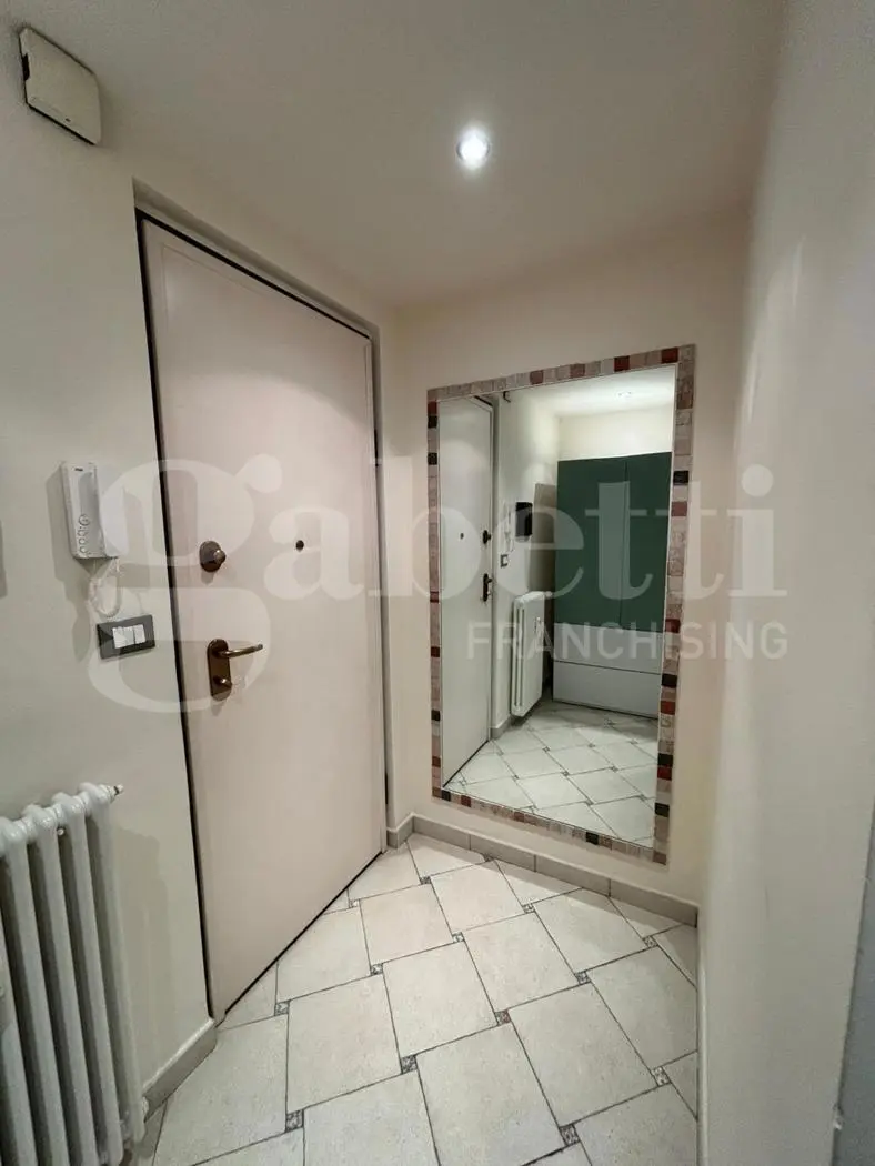 Immagine per Appartamento in affitto a Torino via Pesaro 34
