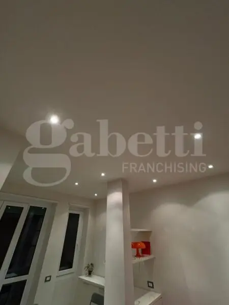 Appartamento via Pesaro 34, Torino
