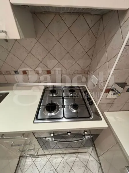 Appartamento via Pesaro 34, Torino