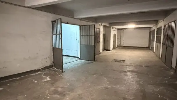 Box - Posto Auto via Oleggio 9, Parella, Torino