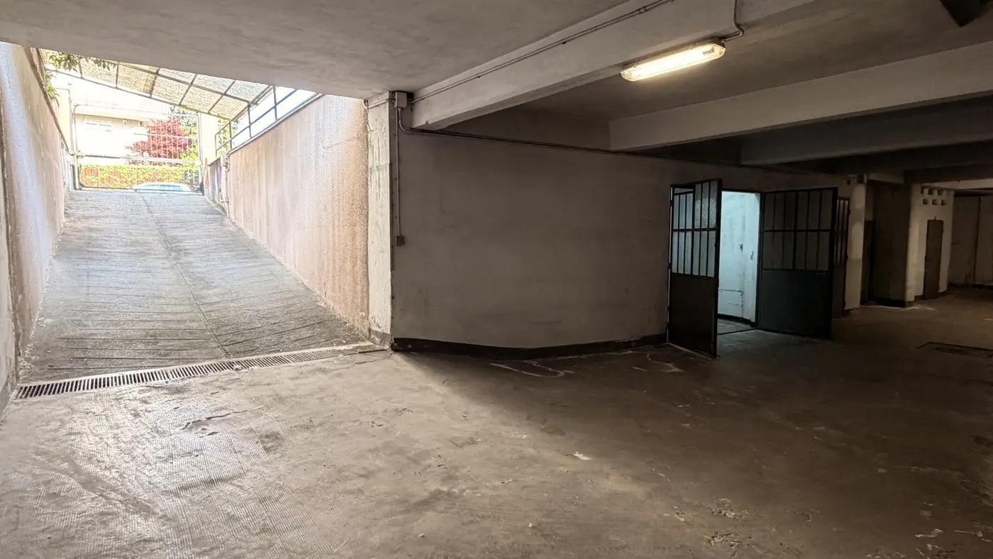 Immagine per Box - Posto auto in vendita a Torino via Oleggio 9