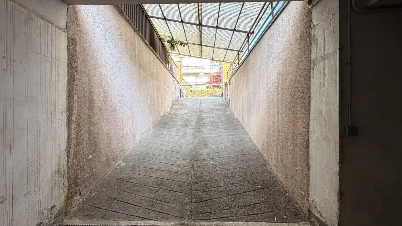 Immagine per Box - Posto auto in vendita a Torino via Oleggio 9