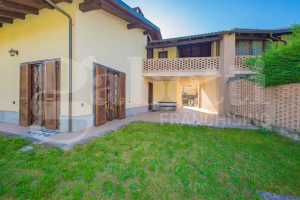 Villa via Monte Pirchiriano 42, Avigliana